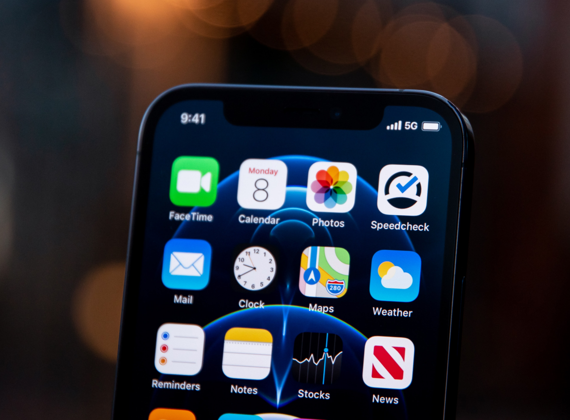 兰陵苹果手机维修分享为什么 iPhone 12 在冬季会自动关机 